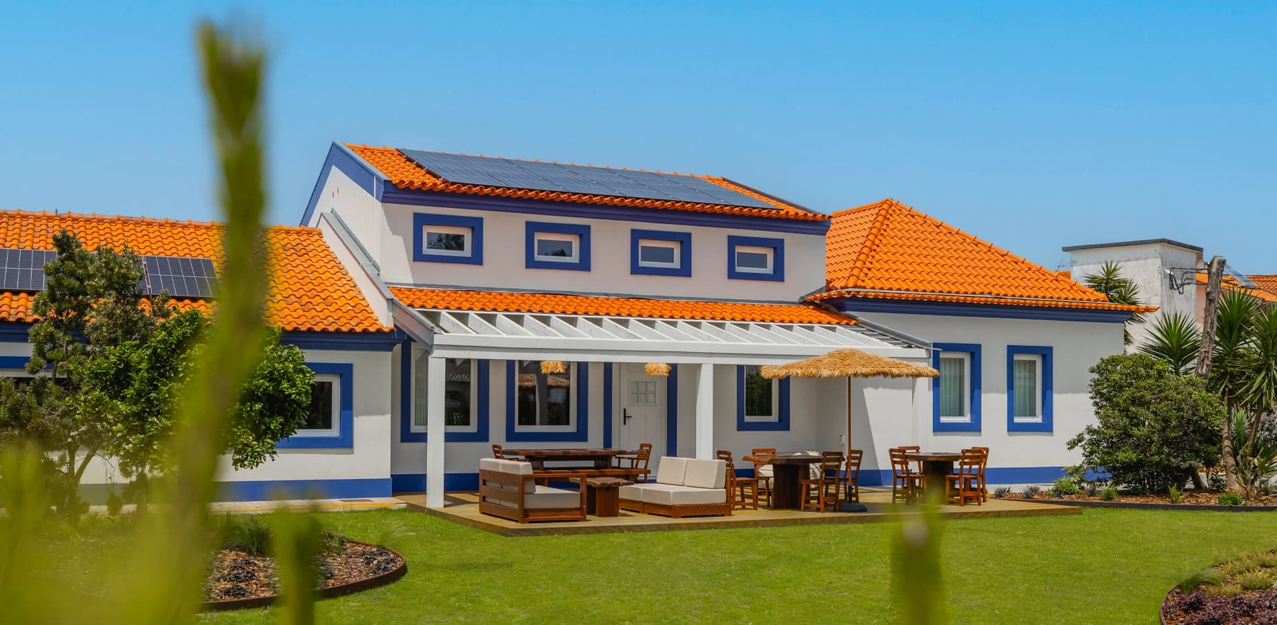 Exterior 1 - Tourism