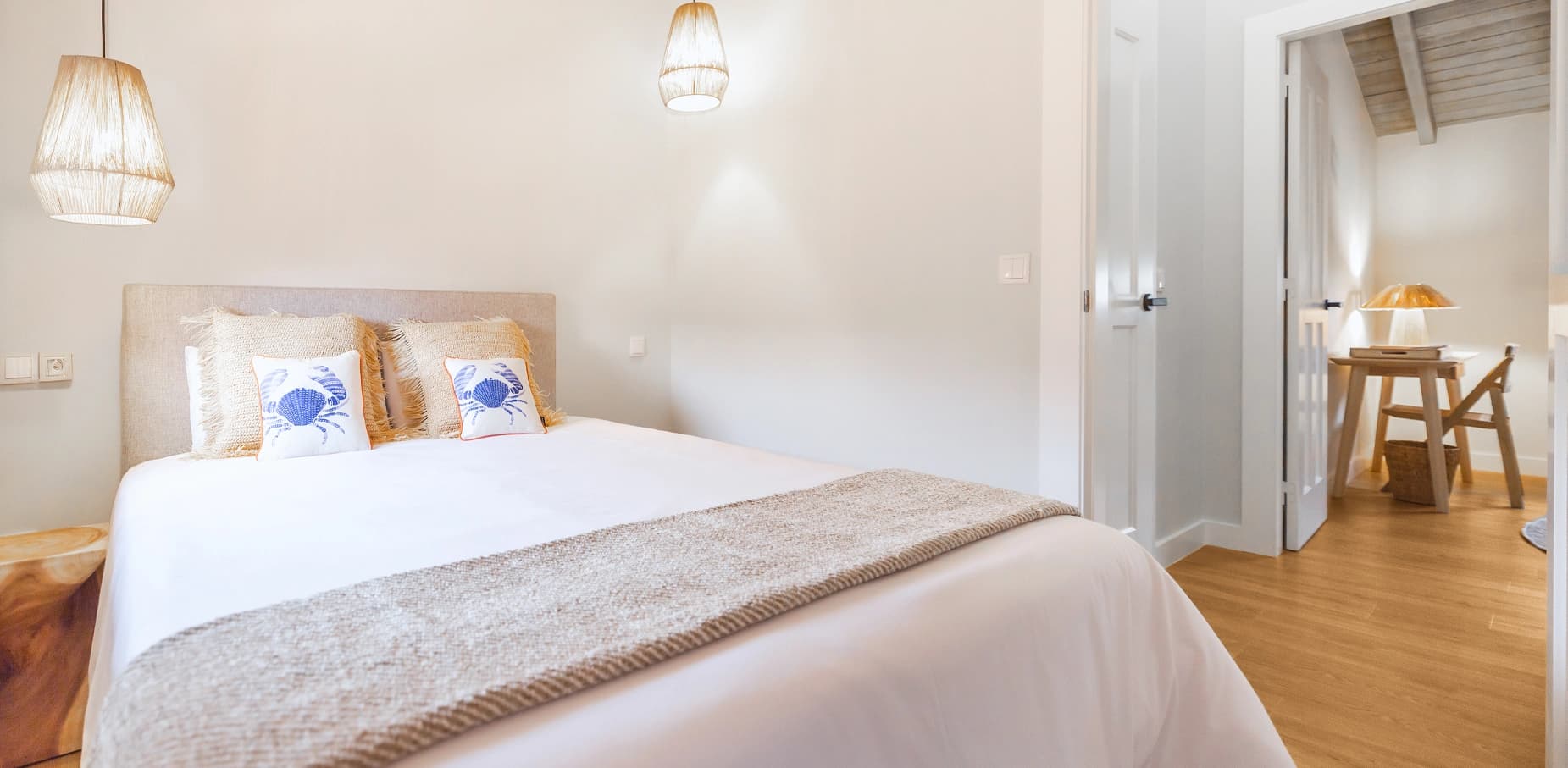 Interior 9 - Tourism